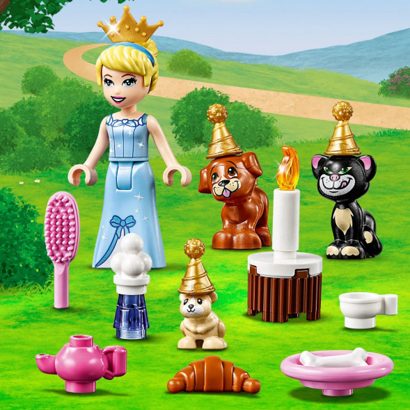 Конструктор LEGO Disney Princess 43178 Праздник в замке Золушки  в Благовещенске